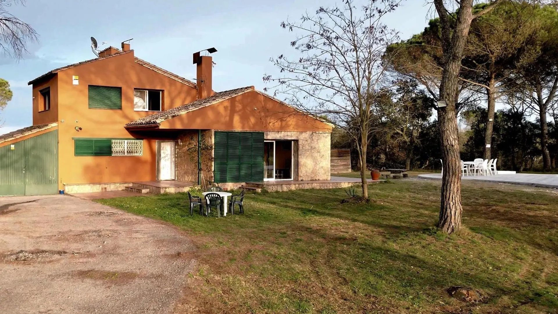 Willa Pins Costabravasi Llagostera