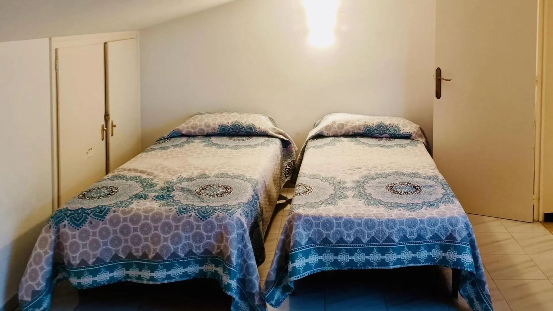 Vila Pins Costabravasi Llagostera