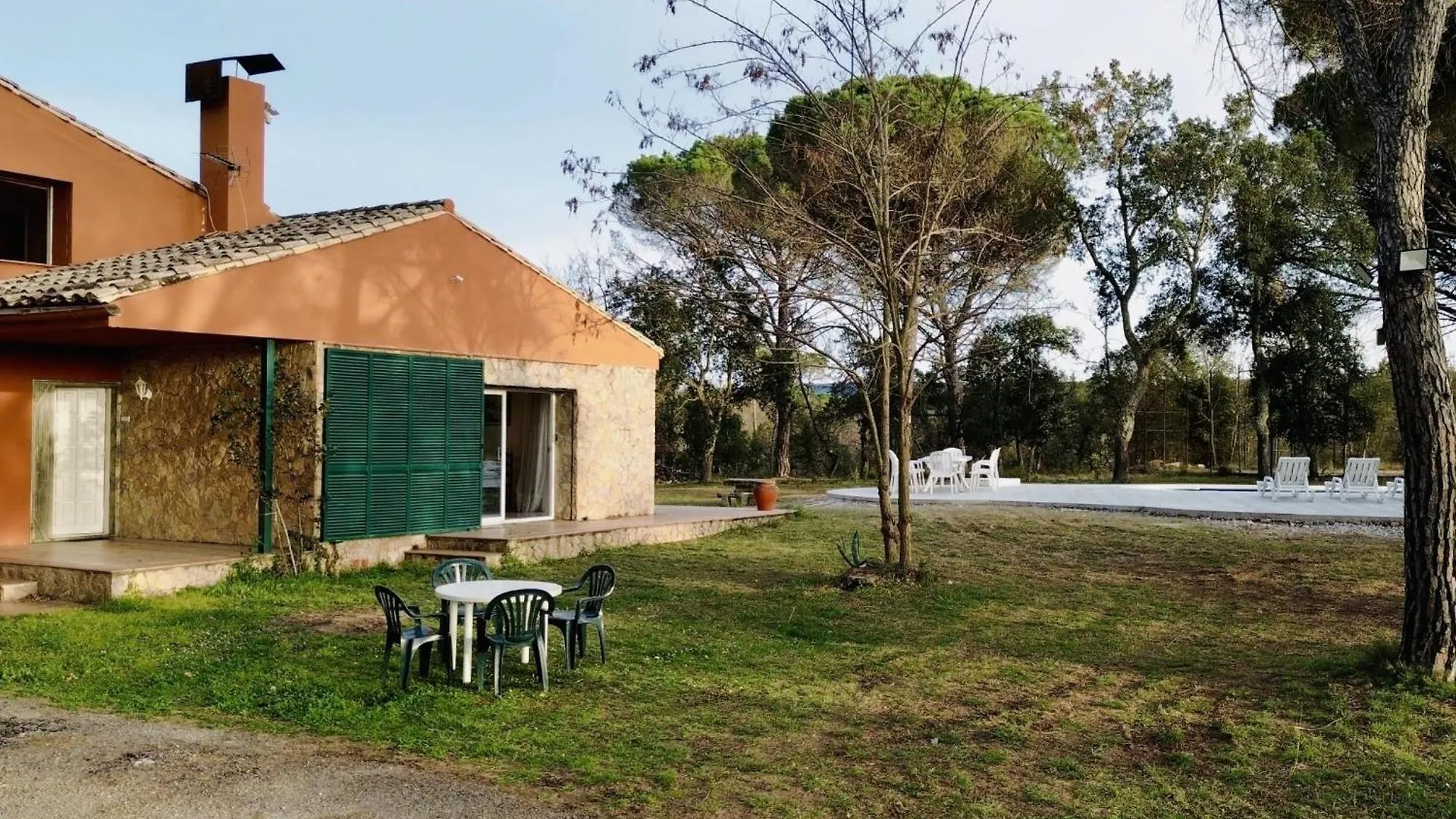 Willa Pins Costabravasi Llagostera