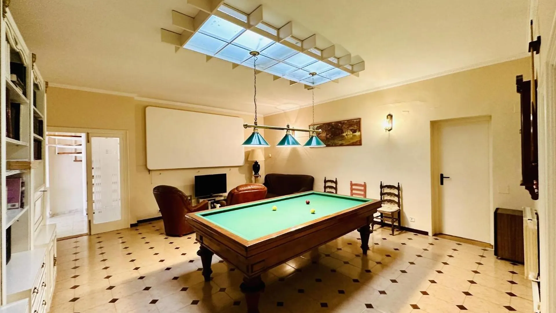 Vila Pins Costabravasi Llagostera